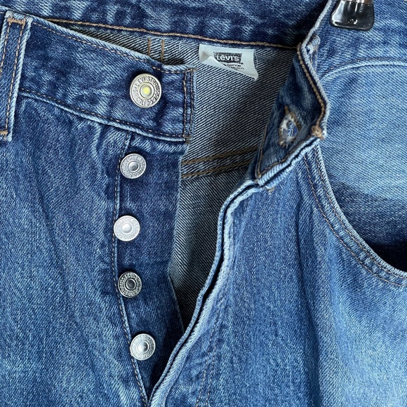 Levi's 501s - Picture 8 of 9